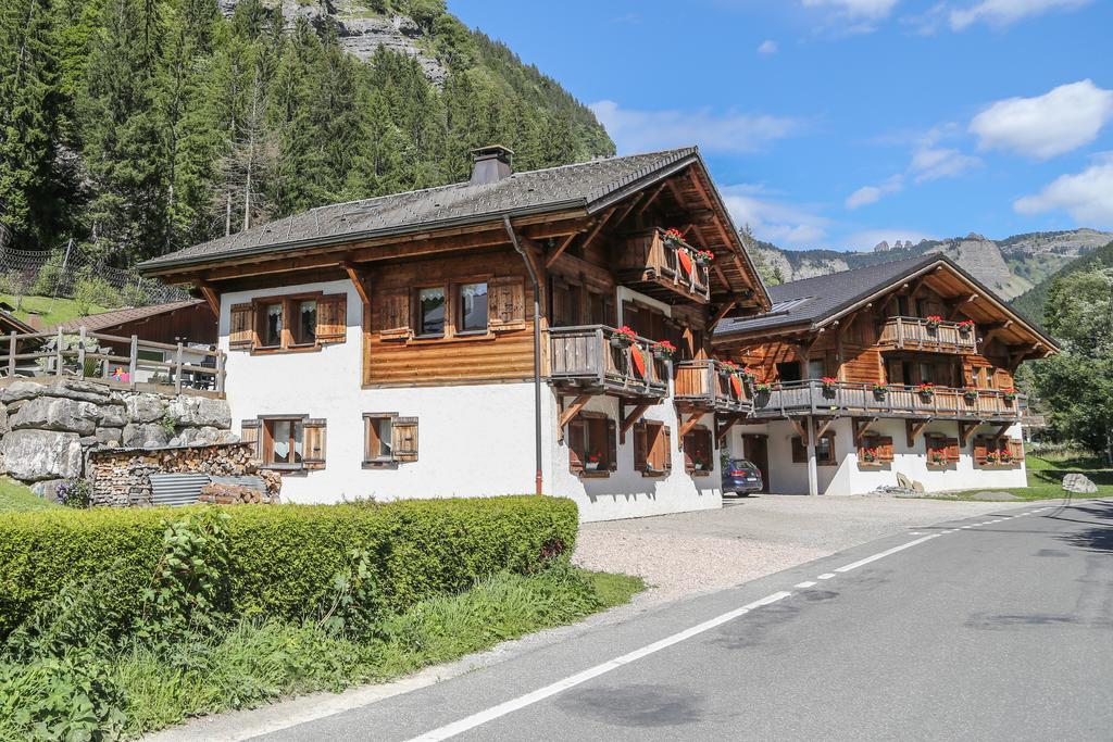 Bed And Breakfast Chalet Manava Morzine Exteriér fotografie